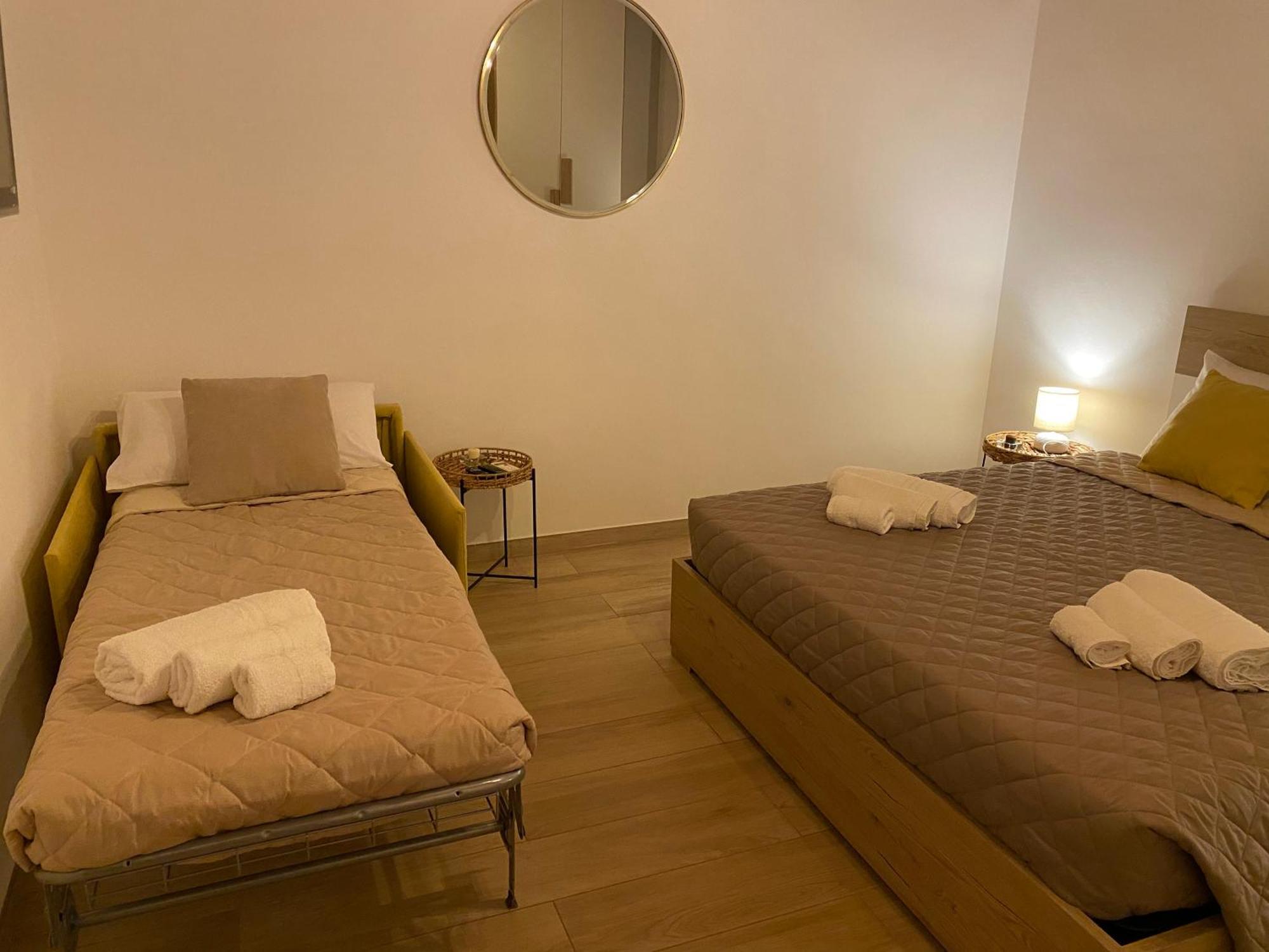 Brezza Marina Apartment Taranto Exterior photo